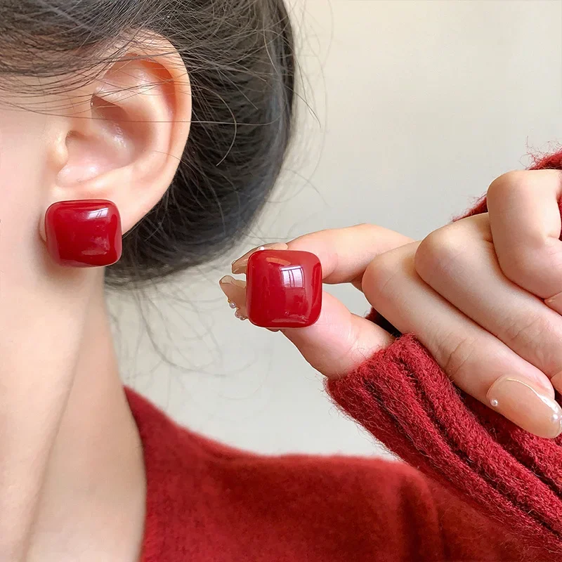 Винтажные красные геометрические квадратные серьги Анкара женские нишевые в