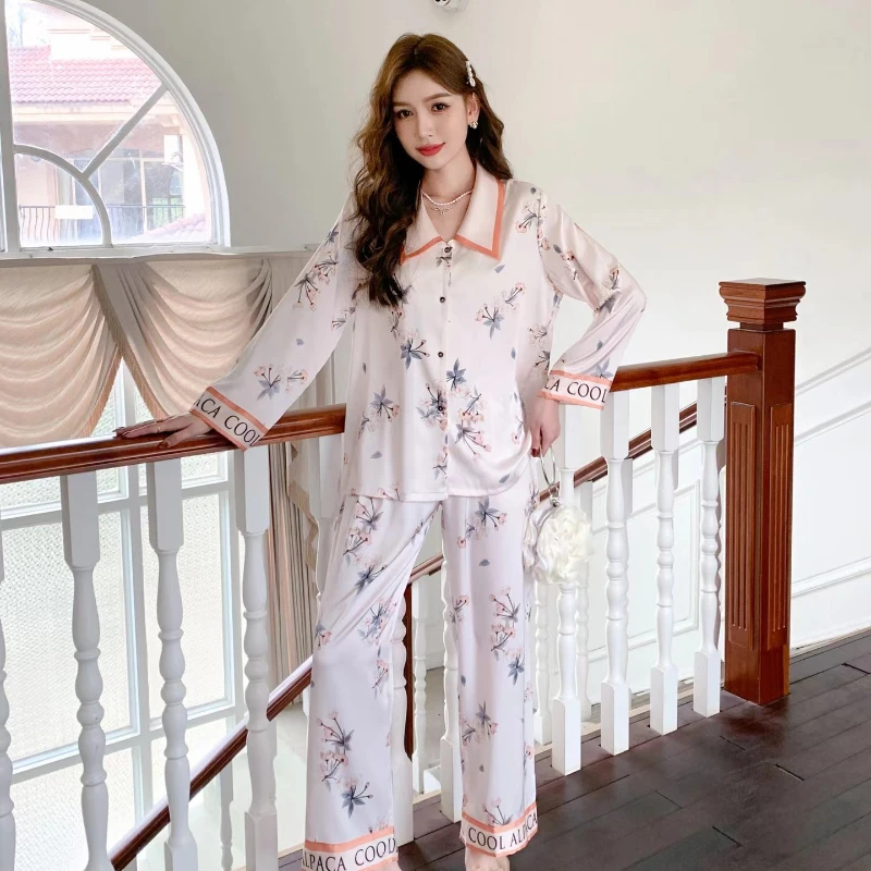 New Pajamas for Women's Spring and Autumn Flowers Color V-neck Cool Home Service Suit Can Be Worn Outside Breathable Nightwear