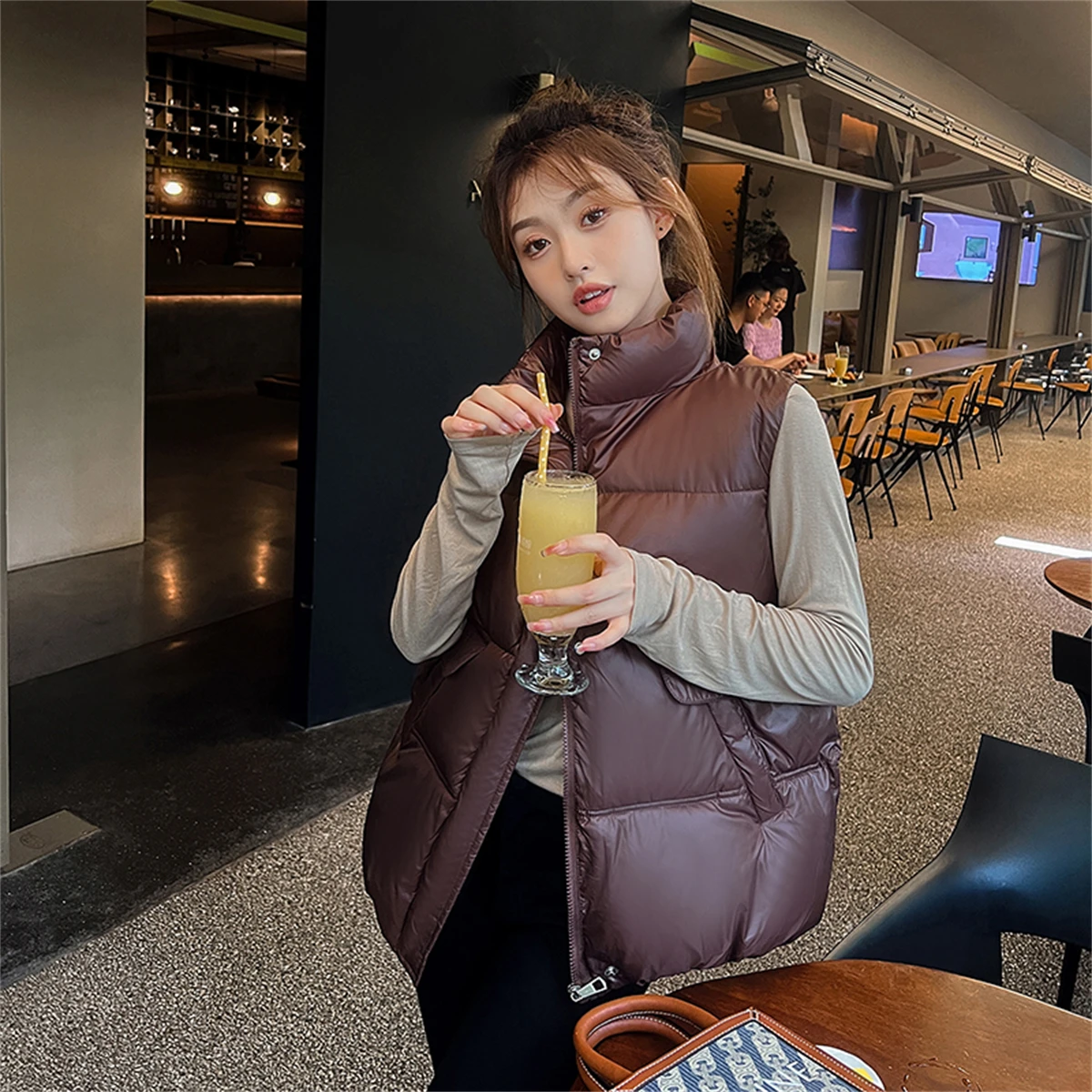 2022 New Korean Waistcoat For Women in Autumn, Light and Bright, Stand Collar Vest, Waistcoat, Solid Color, Down Cotton Jacket