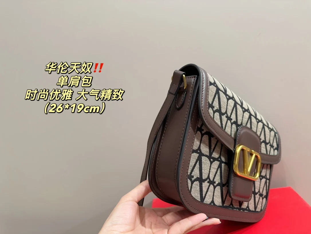 Сумки на плечо Valentino Совершенно новая роскошная износостойкая прочная сумка