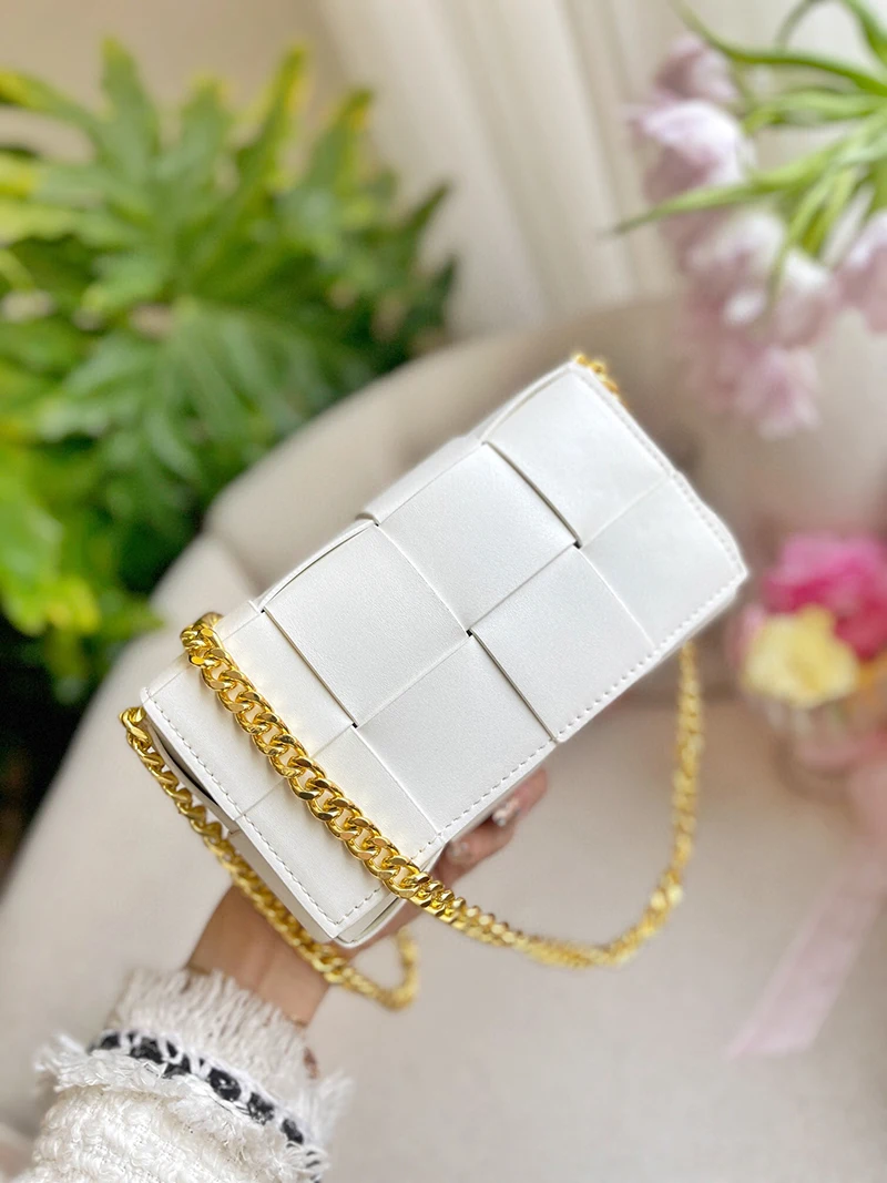 

New Leather Woman Bag Braided Pillow Small Square Bag Mini Braided Hand Bag Single Shoulder Crossbody Bag Chain Small Chest Bag
