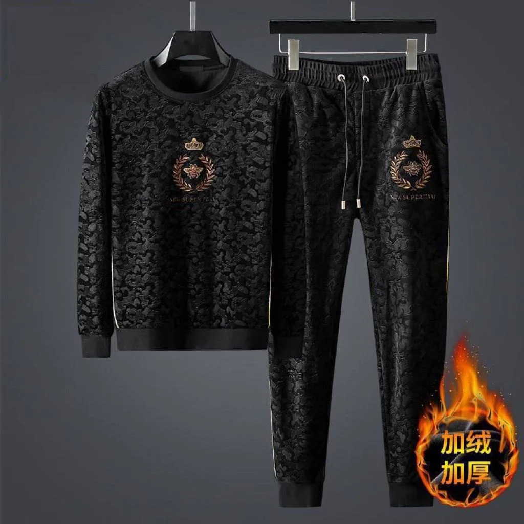 

Роскошный бренд 2023 Премиум бархатный Повседневный костюм мужской большой свитер с вышивкой пчела, комплект плюшевой плотной спортивной зимней одежды