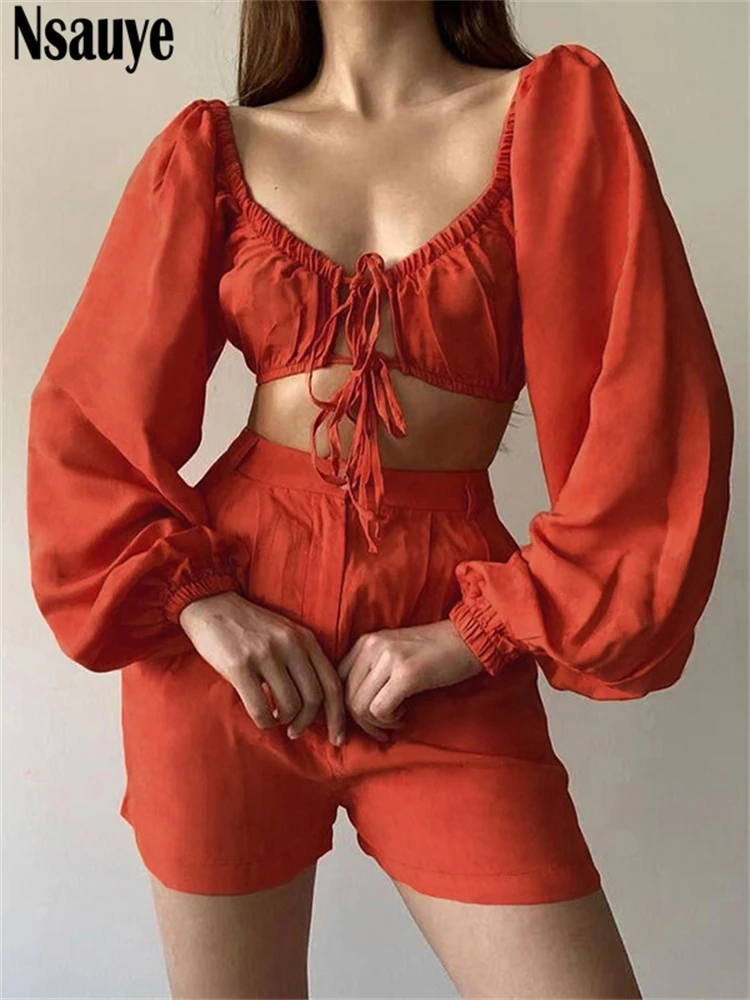 

Nsauye Сексуальная женская летняя укороченная футболка с квадратным вырезом и длинными рукавами-фонариками топы и шорты Повседневный мини сп...
