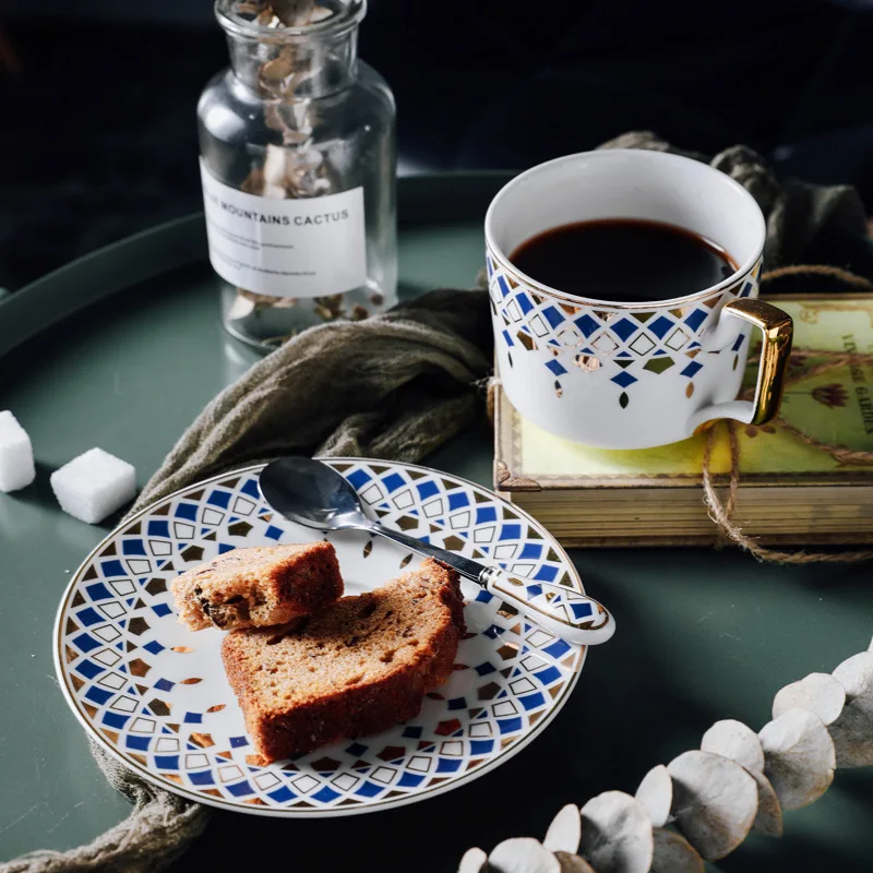 

European Small Luxury Coffee Cup and Dish Set Simple Afternoon Tea Set Bone Porcelain Tea Cup Creative Ceramic Coffee Cup