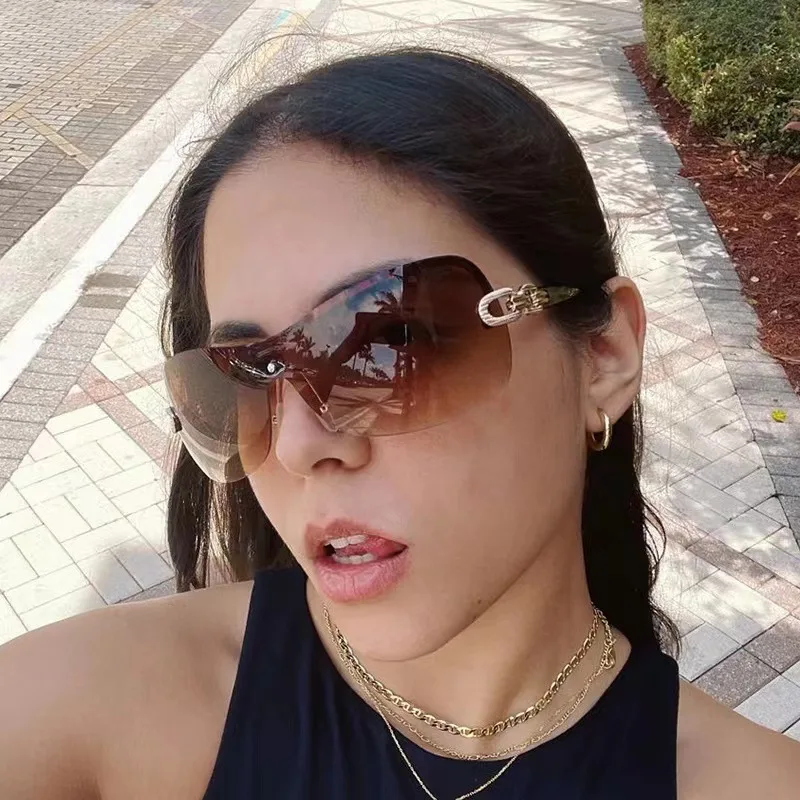 

2023 New Trendy Y2k Sunglasses Women Men Oversize Designer Brand Sun Glasses 2000'S One Piece Eyewear UV400 Oculos De Sol