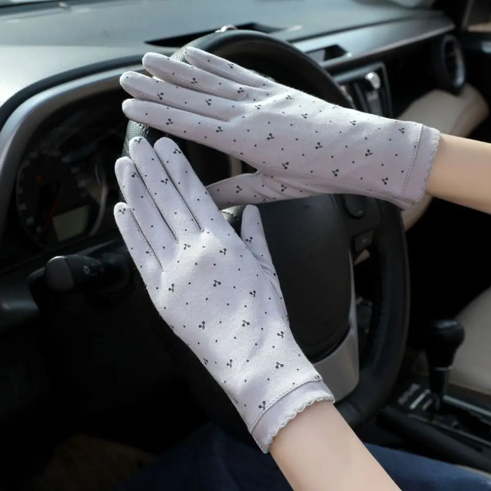 

Stylish Sun Protection Gloves Women Thin Gloves Cherry Print Girls Show Two Fingers Mittens Touch Screen Gloves Gift For Friends