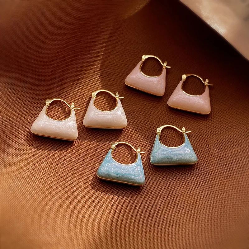 

Vintage Earrings Oil Drop Irregular Portable Bag Shape Design Hoop Earrings Fashion 2023 Woman Daily Jewelry