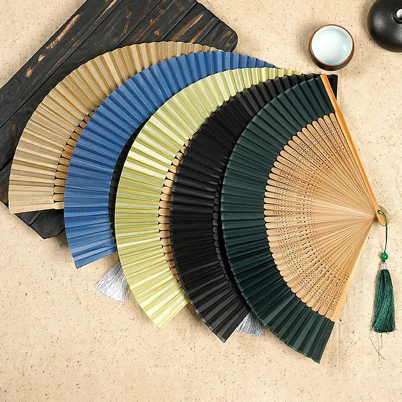 

Vintage Silk Folding Fan Hollow Out Bamboo Bone Handfan Chinese Style Dance Fan Wedding Crafts Decoration Home Decor