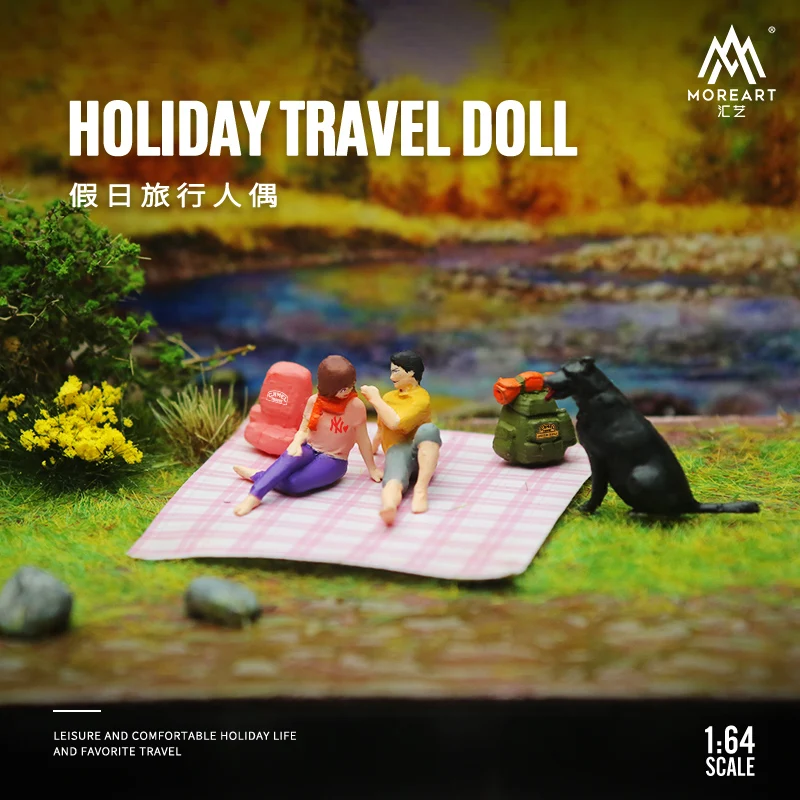

MoreArt 1:64 Model Figure Holiday traveler Display Resion Doll Set