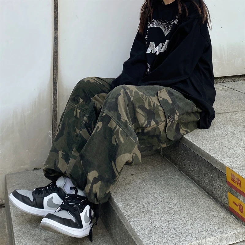 

Y2k Streetwear Cargo Hip Hop ArmyGreen Baggy Harem Trousers Sweatpants Camouflage Pants High Waist Alt Joggers For Women