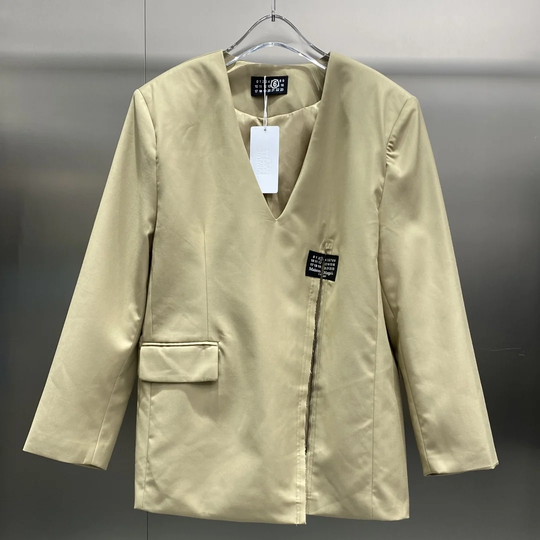 

MM6 Margiela Women's Suit Jackets 2023 New Fashion Asymmetrical Solid Color V-neck Coats Fashion Brand Mm6 Casual Loose Jackets