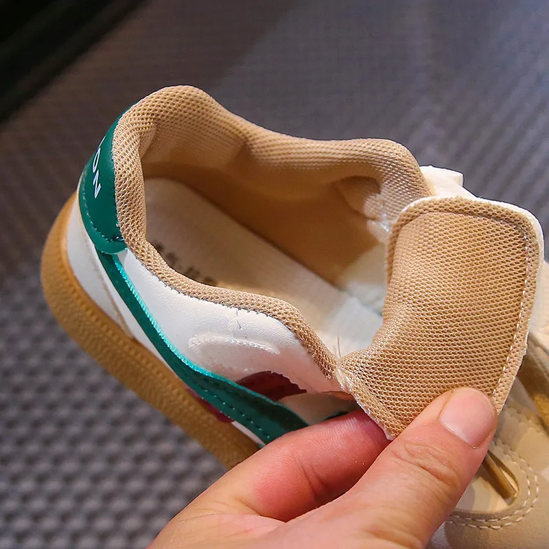 Детская обувь для девочек повседневная детская замшевая с пряжкой-кольцом 2024 на