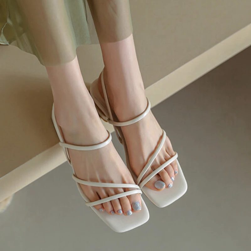 

Женские сандалии с узкими ремешками, пляжные сандалии-гладиаторы на низком квадратном каблуке, лето 2022