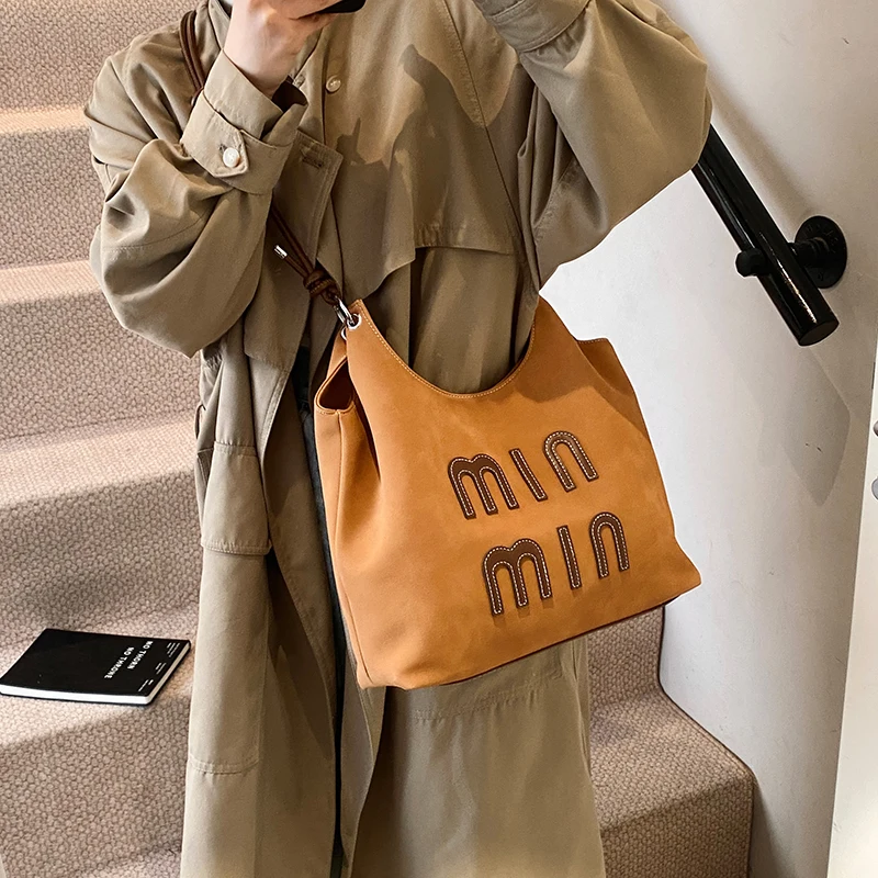 Новая модная женская большая вместительная сумка на одно плечо с буквенным