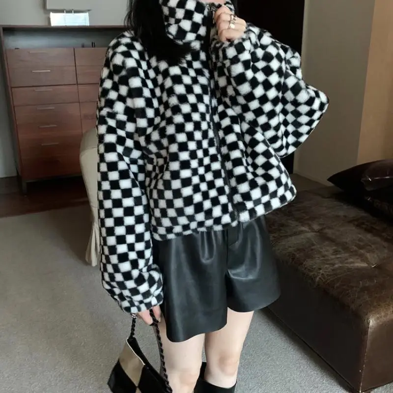Fashion Checkerboard Lamb Wool Coat Women Stand-Up Collar h Jacket Keeps Warm Casual Loose Long-Sleeved Top Winter korean