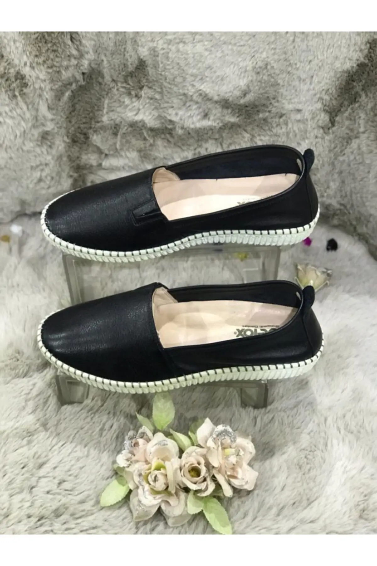

Women Flats Shoes Black Genuine Leather Fashion Flats For Ladies Casual Shoes Elegant Flat Summer Footwear