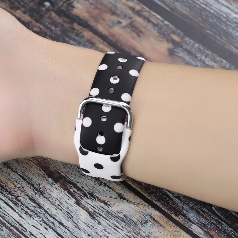 Silicone Painted Pattern Band For Apple Watch 42mm 38mm Bracelet Strap For Apple Watch Series 7 45mm 41mm 40mm 44mm Wrist Band