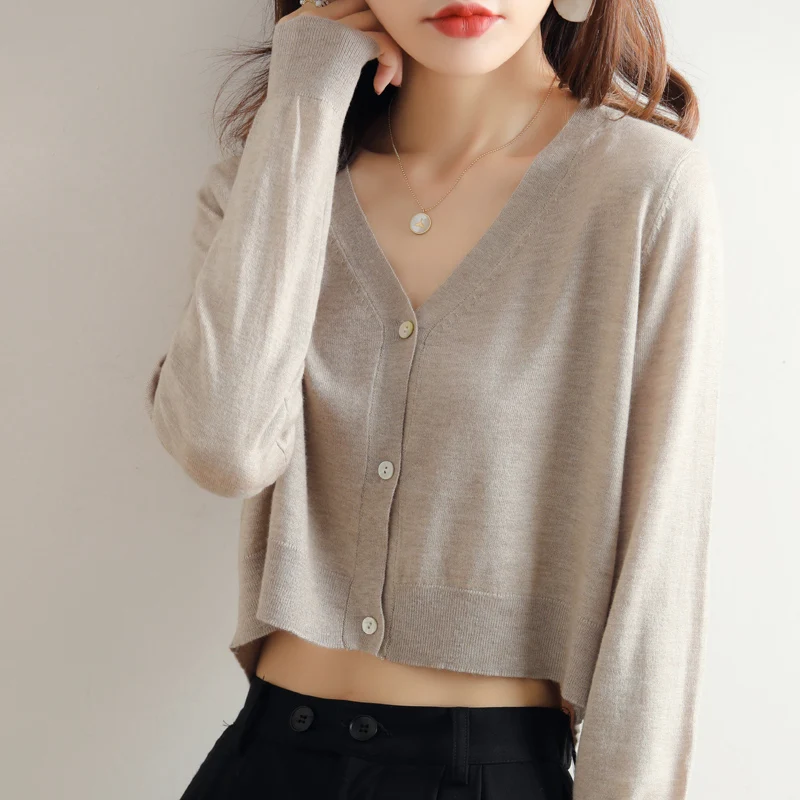 

Spring and Autumn New Knitted Cashmere Sweater Women's V-neck Short Sweater with Solid Cardigan Coat Pure Woolen Shirt