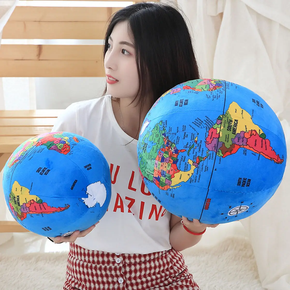 

Stuffed Plush Toy 24cm and 31cm Plush Toys World Map Globe Ball Kids Baby Children Boys Girls Educational Gifts Home Room Decor