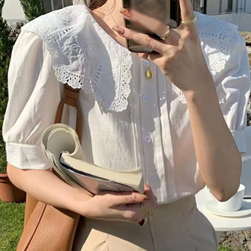 

Detachable Blouse False Collar Sweet Hollow Lace Flowers Fake Collar Choker