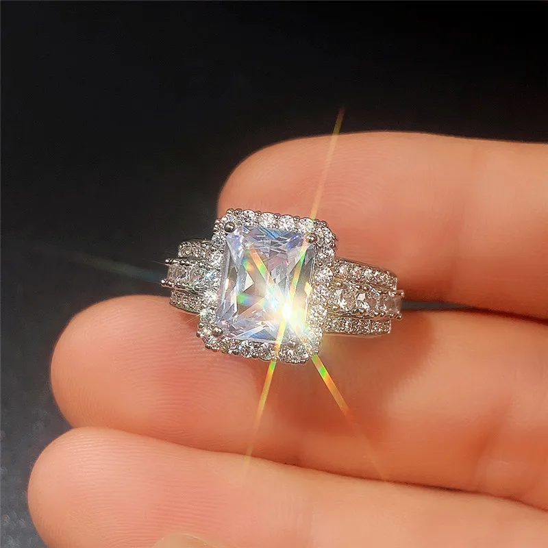 

New Fashion High-quality Silver Color Wedding Rings for Women Brilliant Crystal Cubic Zirconia Elegant Design Lady's Jewelry