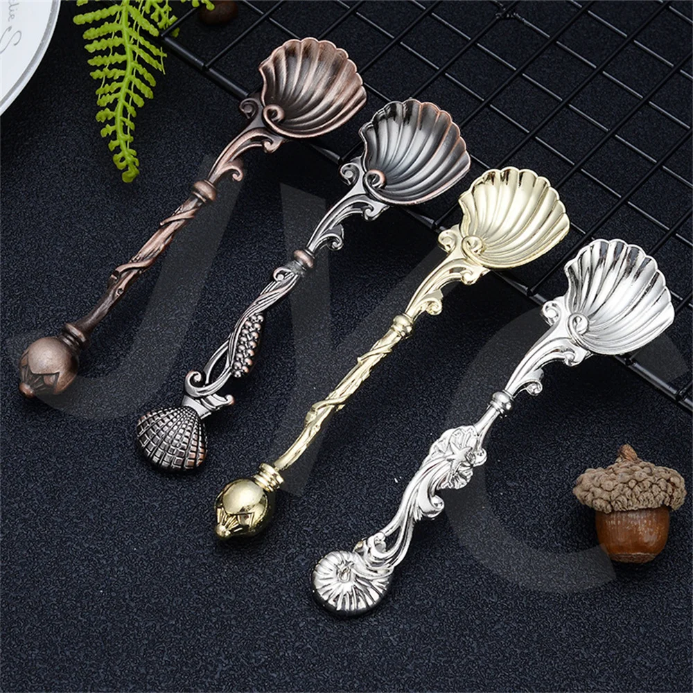 

Dessert Cake Spoon Coffee Spoon 1pcs Vintage European Spoon Dinnerware Kitchen Tool Creative Shell Spoon Gift Crafts Spoon
