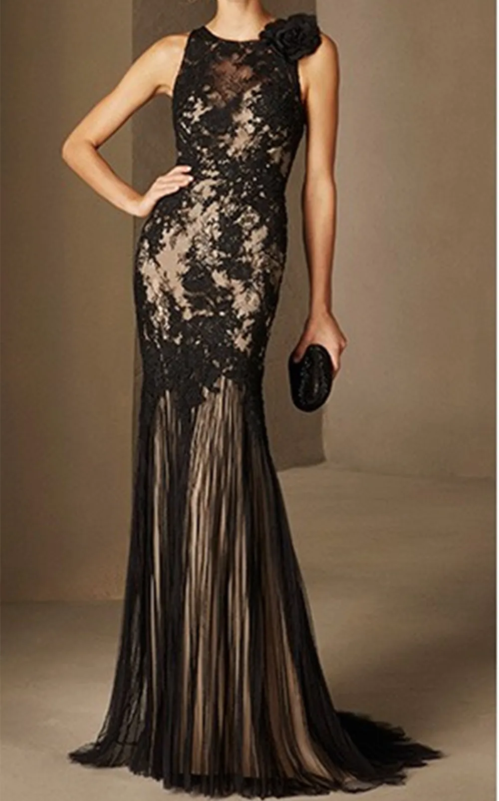

2022 Black Lace Mother Of the Bride Dresses Sleeveless Sexy Evening Gowns For Prom Party Long Appliques Prom Gowns