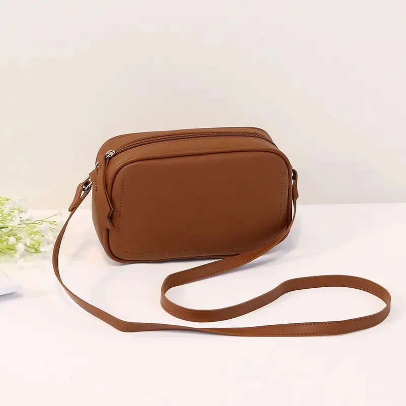 1 Fashionable Cross Body Bag for Women Large Capacity Sling Bags Bohemian Style PU Leather Shoulder Bag Polyester ZIP