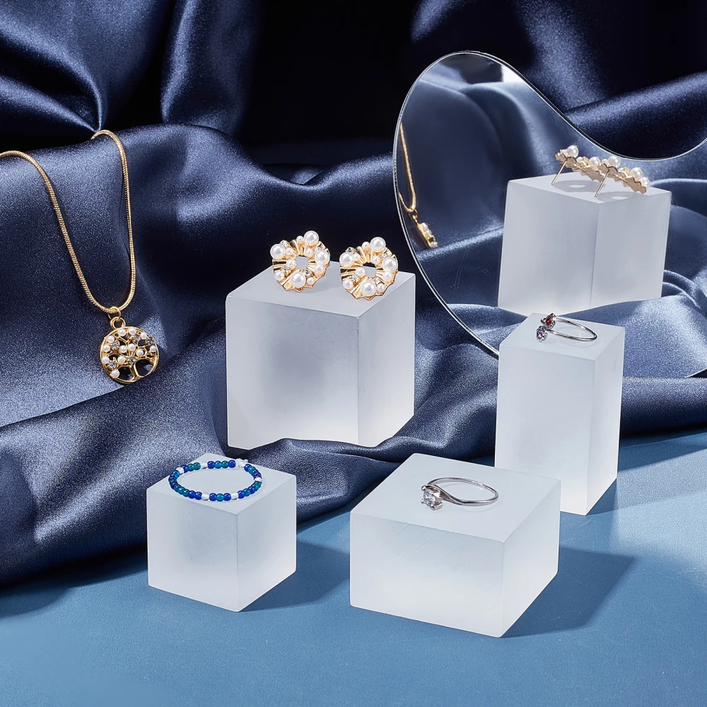 4Pcs Mixed Sizes Frosted Acrylic Cube Display Stands for Jewelry Presentation Ornaments Holder Organizer Rack Cosmetic Stand Pad