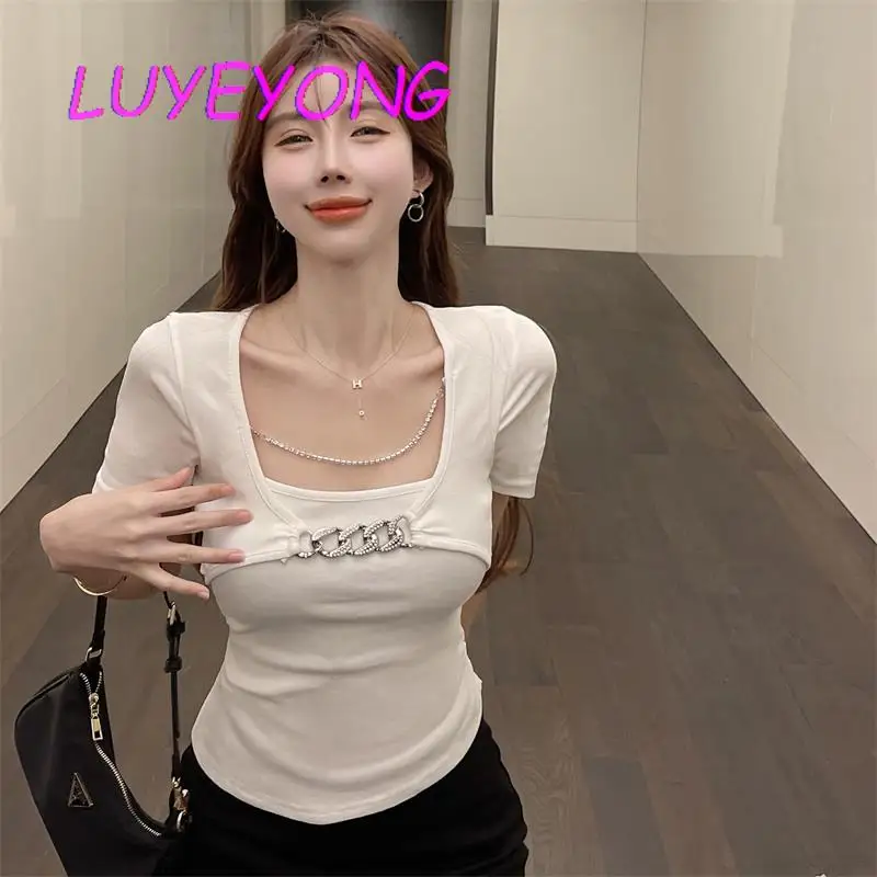 

Женский корейский шикарный уличный Топ Harajuku, женская футболка с квадратным вырезом и цепочками, повседневная женская футболка из двух част...