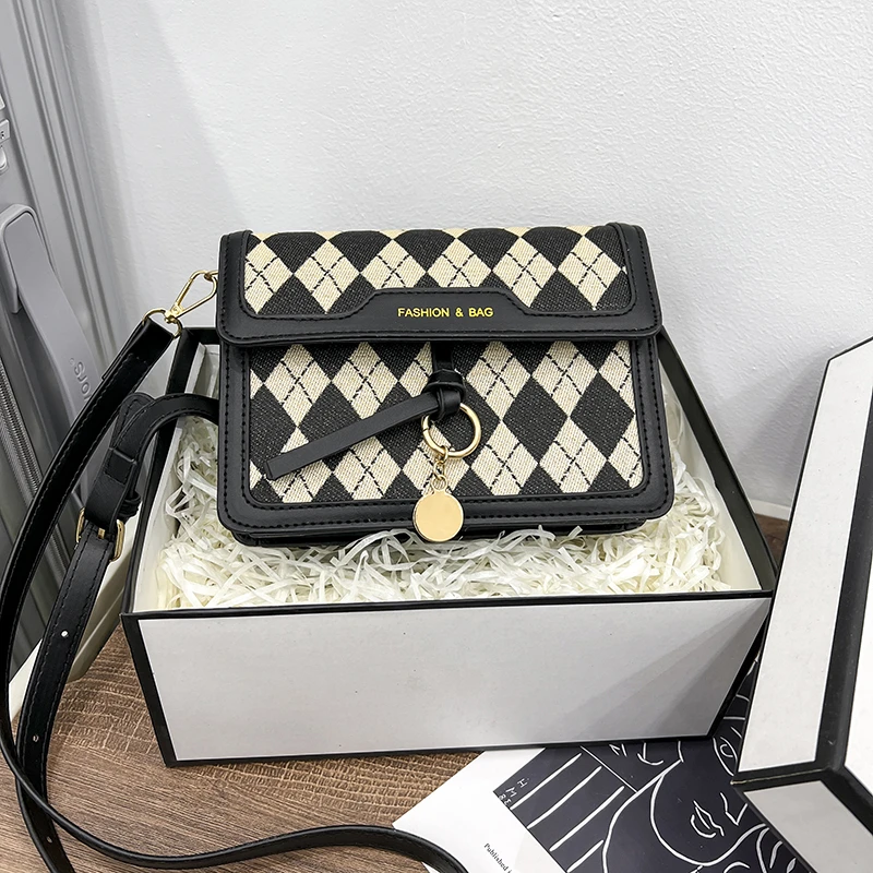 

Women's Handbag 2022 New Fashion Simple Rhombic Lattice Small Square Bags Women Single Shoulder Bag Crossbody Bags