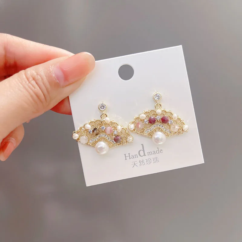 

Серебряная игла 925 пробы, модная индивидуальность, Афины, светильник, роскошный веер, богиня, орнамент, подарок