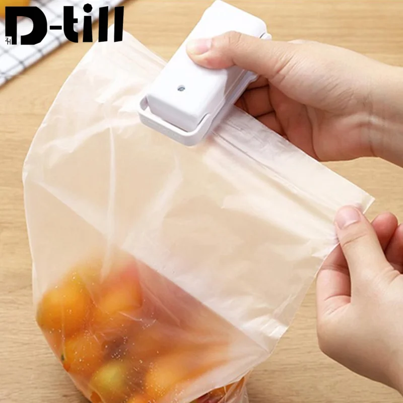 

D-till Portable Sealing Machine Food Plastic-Envelop Mini Machine Snack Plastic Bag Heated Sealer Household Manual Battery