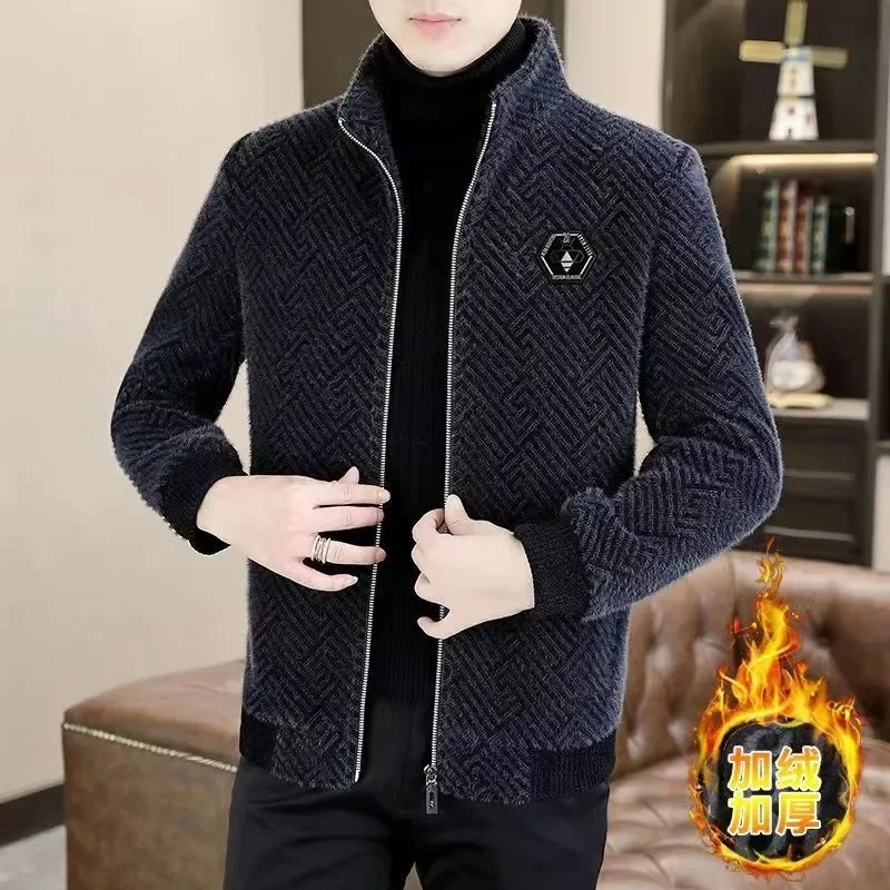 Мужское зимнее утепленное укороченное шерстяное пальто на флисовой подкладке