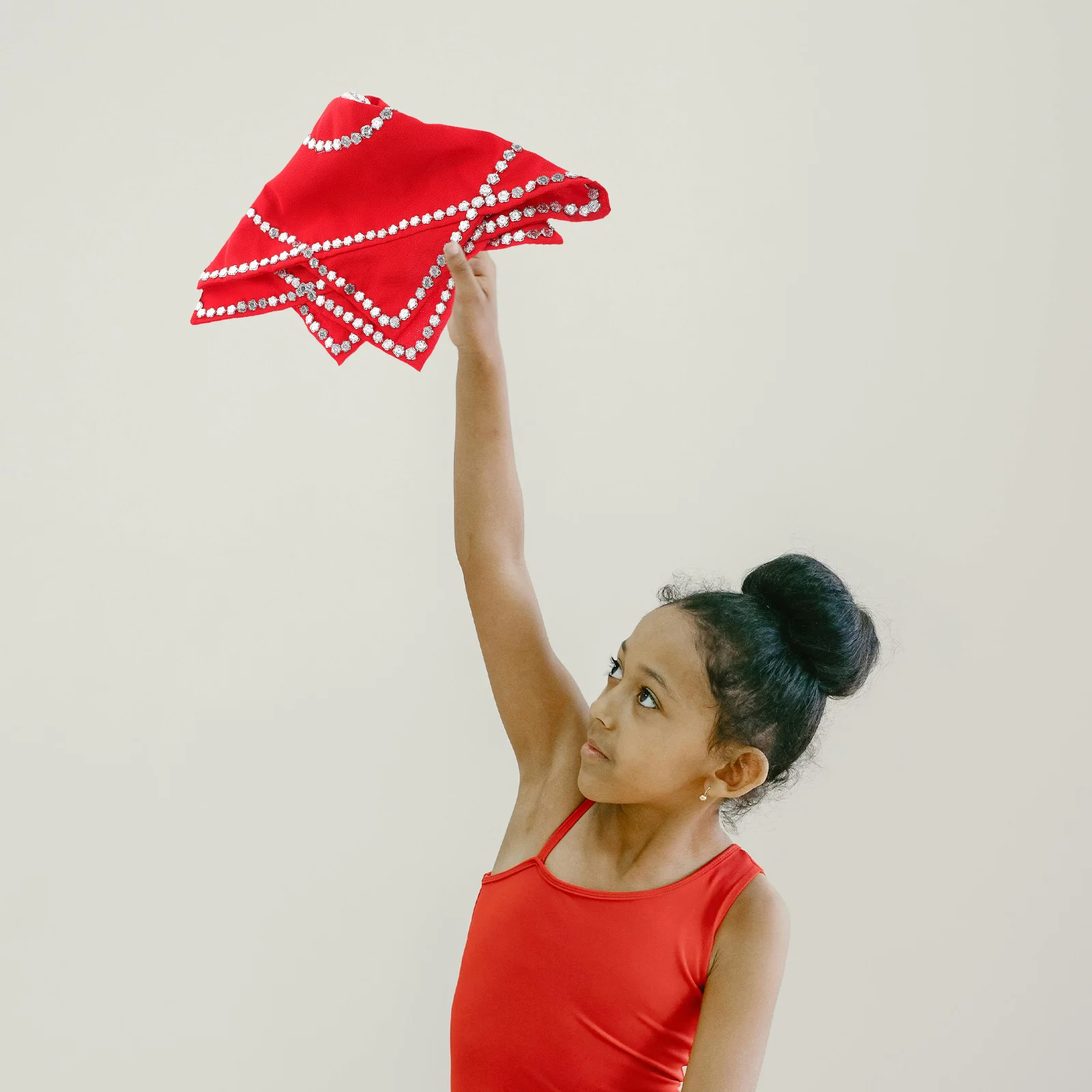 Танцевальный носовой платок шарфы для жонглирования танцевальные игры шелковые