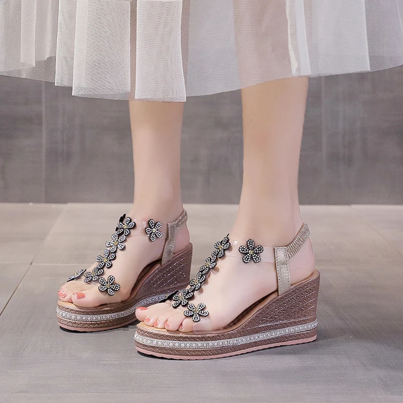

Fashion sandals women's Korean version flower diamond thick heel one line with elastic foot high heel sandals