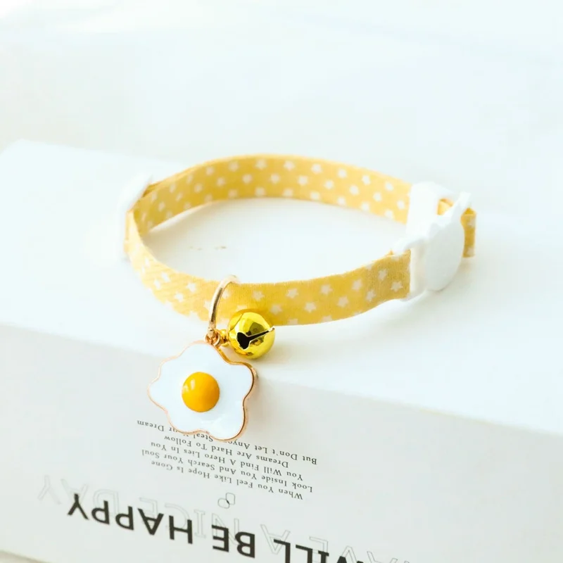 

2022Personalized Fruit Cat Collar Avocado Charm Cute Pet Fashion Kitten Accessories Detachable Safety Buckle NylonBeltBellCollar