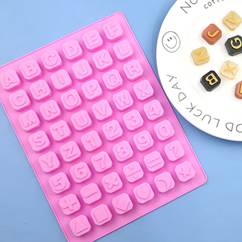 

Силиконовая форма для шоколада с 48 буквами XG700