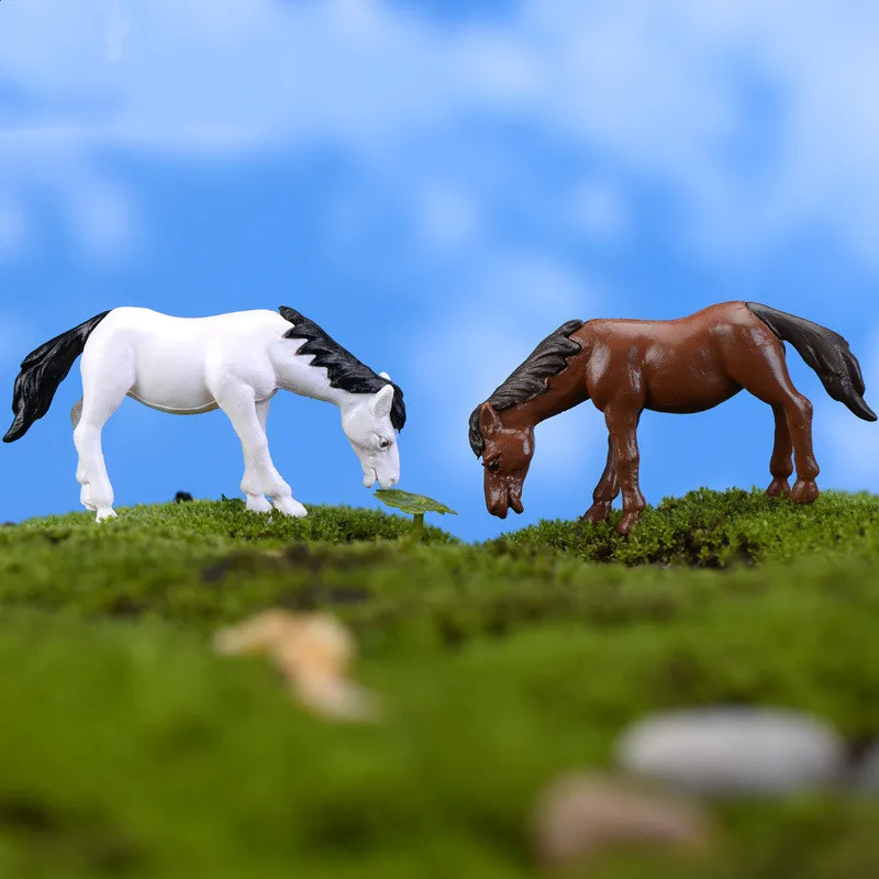 

Figurine Miniature Artificial Mini Horse Resin Crafts Ornament For Decoration Home Micro Landscap Garden Supplies Accessories