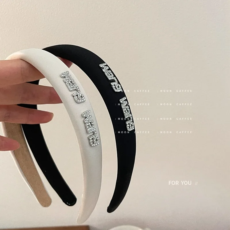 

2022 модная нишевая обруч для волос с надписью Flash Стразы Женская винтажная модная простая кружевная бандана для женщин