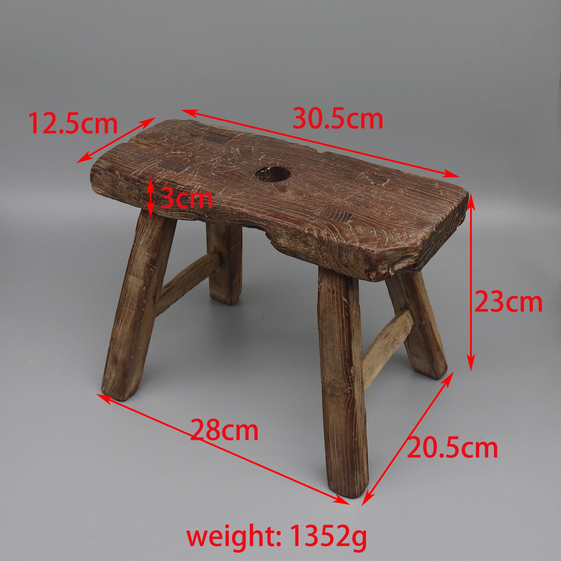 Деревянный пуфик