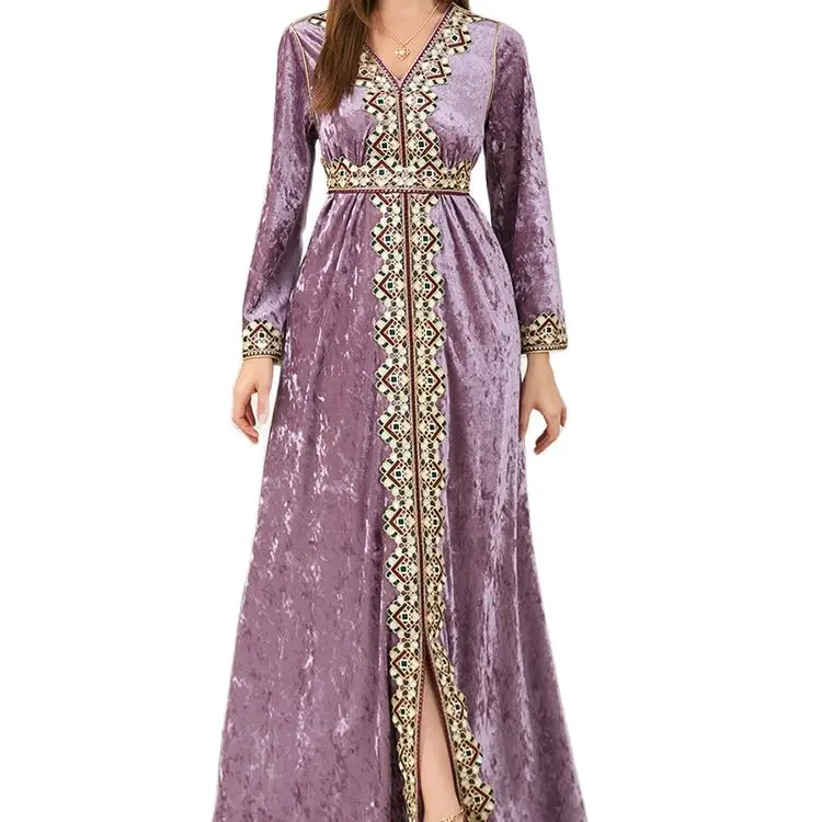 Winter Abaya Arabic Long Dress Women Lace Embroidered Trimming Belted Muslim Dresses Morocca Kaftan Dubai Tukish Abayas Evening