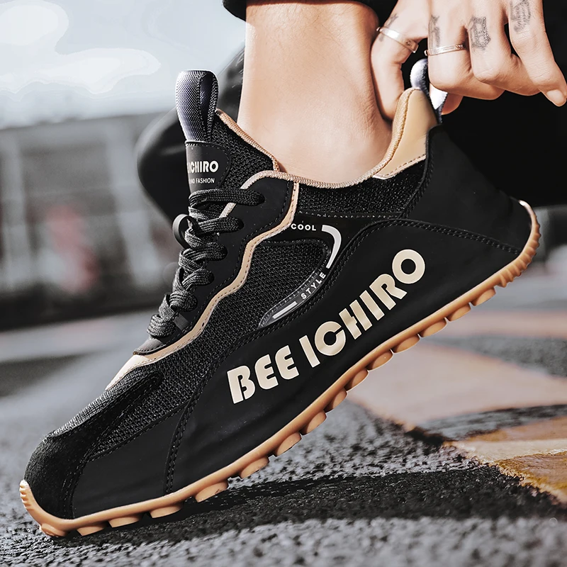 New Golf Shoes Men's Fashion Fitness Golf Sports Shoes White Black Beginner Men's Golf Training Shoes