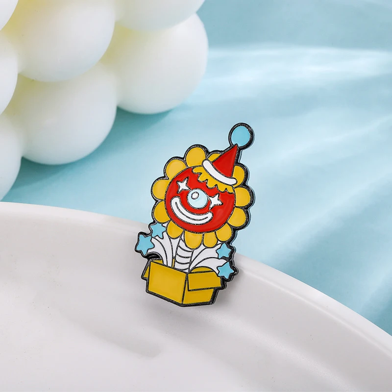 Эмалированная брошь в стиле панк клоун Джокер мальчик лопатка покер волшебный