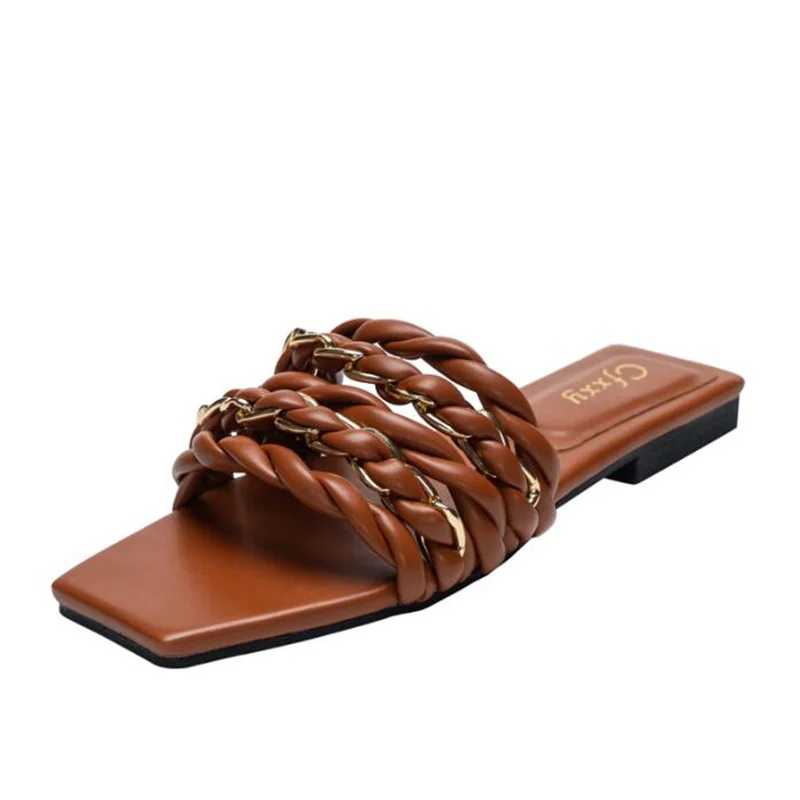 

New 2022 Style Chain Grass Woven Herringbone Clip Outer Wear Flat Slippers For Women Fashion Beach Sandals 4 Colors