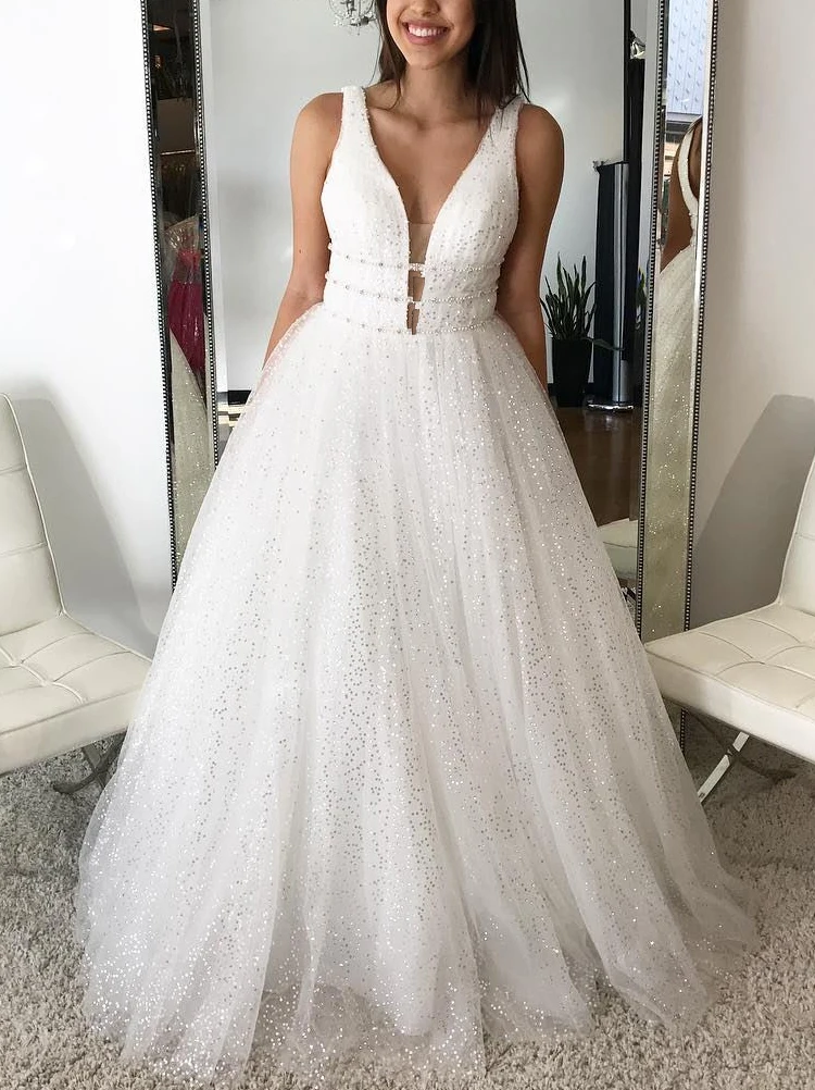 

Elegant White Tulle Evening Dress Long Luxury 2022 Sparkly Prom Gown V-neck Beaded Ball Gown for Women