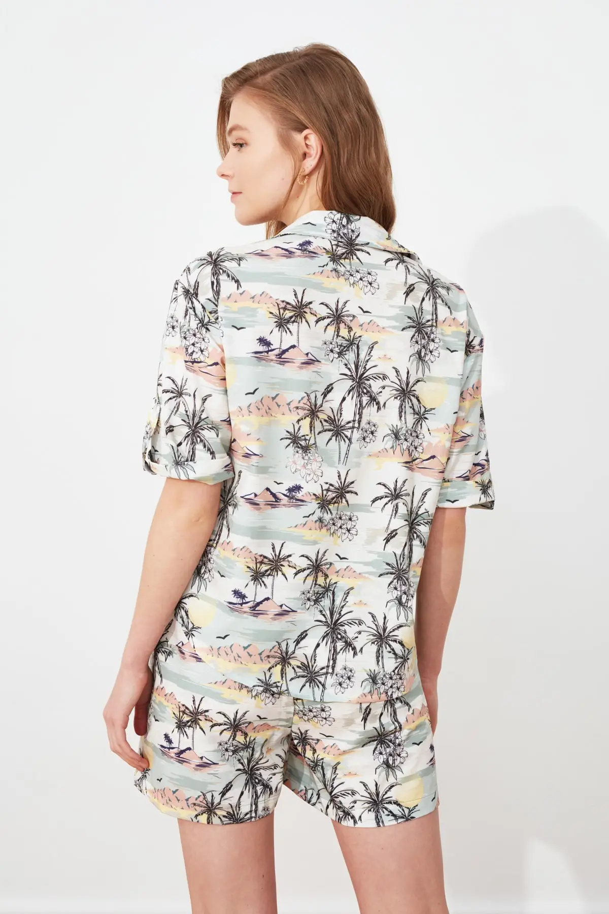 

Trendyol Printed Bottom-Top Suit TWOSS21AU0271