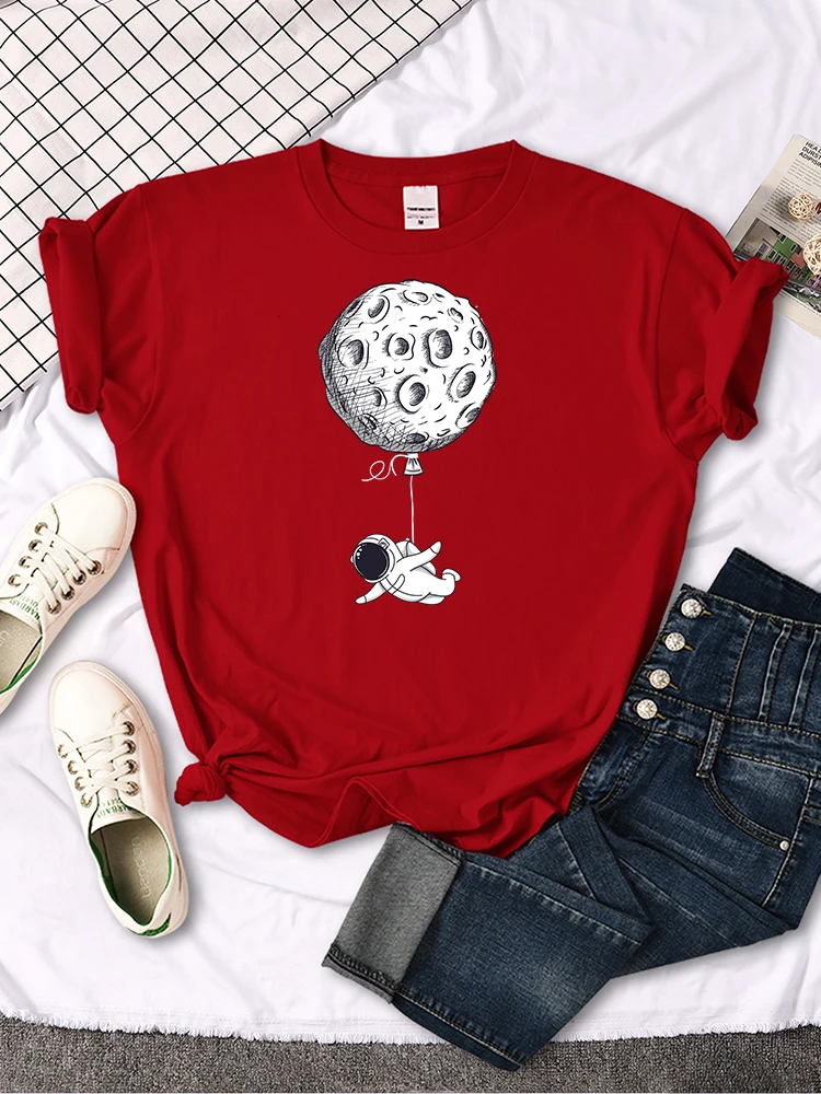 Женская футболка с космонавтом луной модная женская одежда больших размеров в