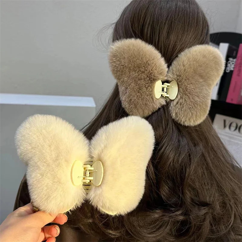 

2023 Years New Fashion Rex Rabbit Fur Hair Accessories Elegant Butterfly Plush Hairpin Lazy Man's Grip Hairpin
