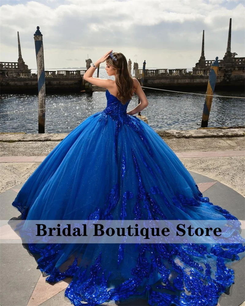 

Royal Blue Princess Quinceanera Dresses With Two Gloves Sequins Appliques Ball Gown Sweet 16 Dresses Vestidos De 15 Años Corset